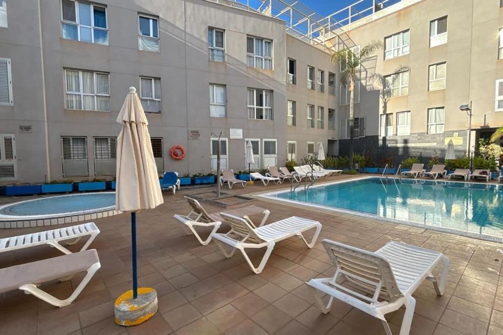 Atardecer En Playa Sardina Apartment Екстериор снимка